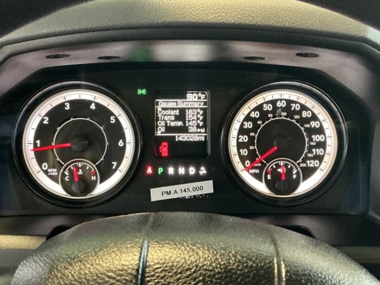 2016-dodge-1500-image-18