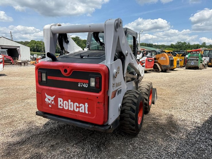 bobcat-s740-image-4