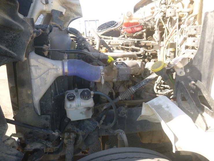 2019-western-star-4700sf-image-24