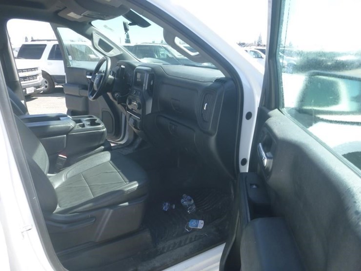 2021-chevrolet-1500-image-6