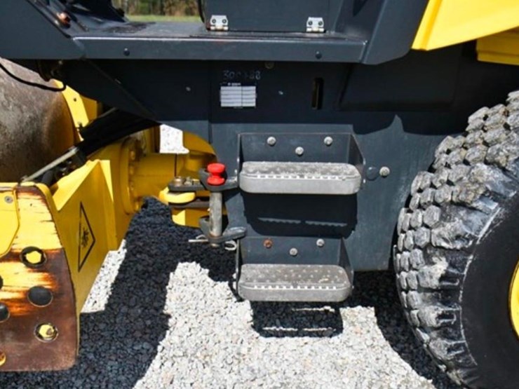 2017-bomag-bw145d-5-image-7