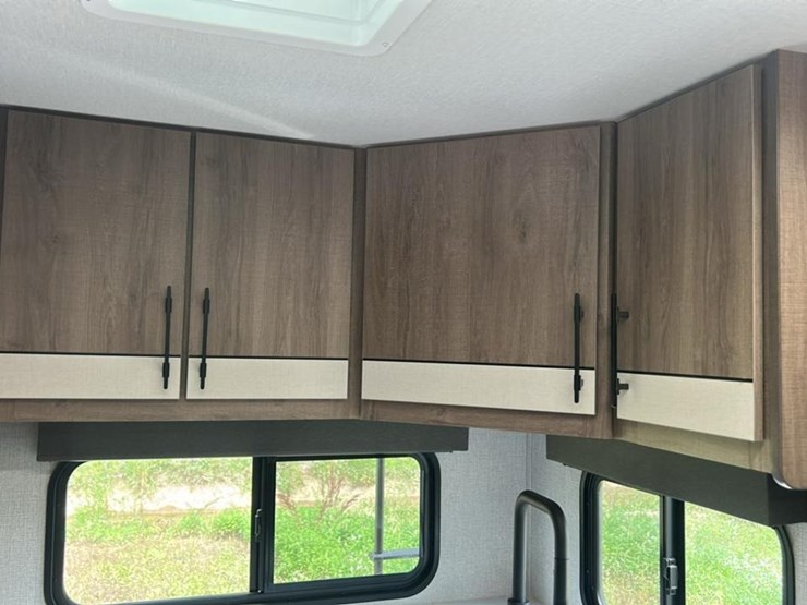#140-•-2025-grand-design-imagine-xls-22mle-camper-image-54