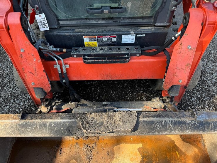 kubota-ssv65-image-12