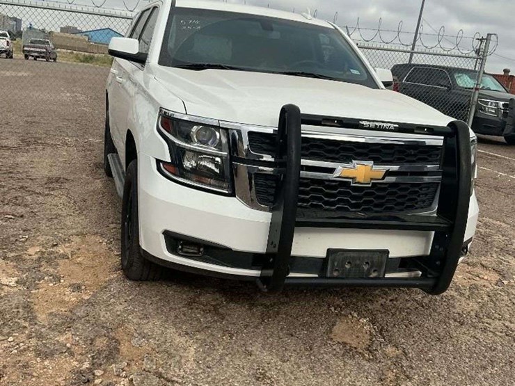 2018-chevrolet-tahoe-image-1