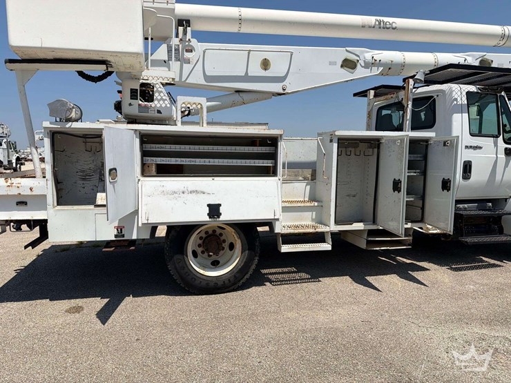 2013-international-durastar-4300-image-27