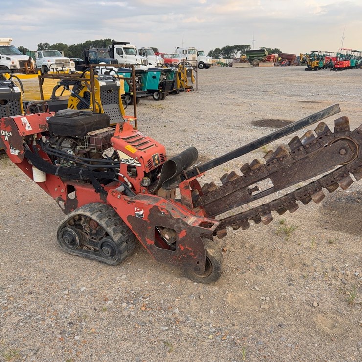 DITCH WITCH RT16