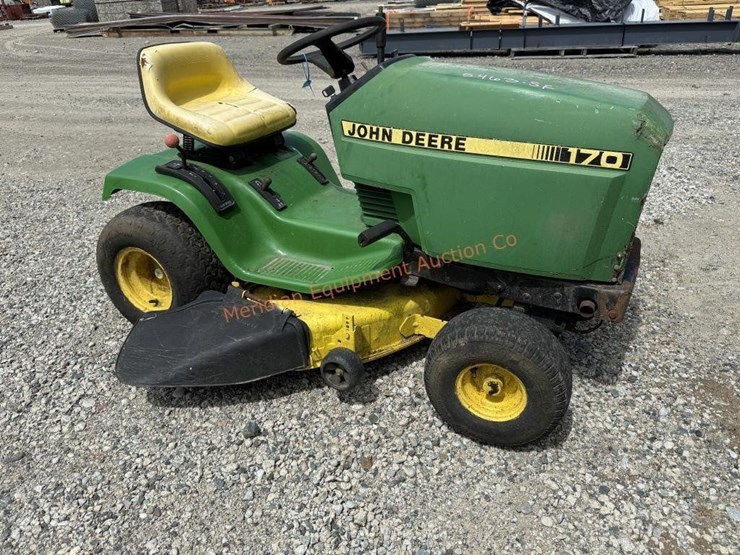 john-deere-170-image-2