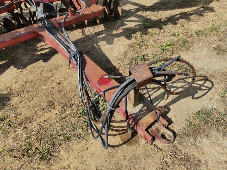 case-ih-3950-image-10