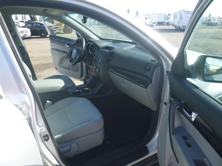 2012-kia-sorento-image-6