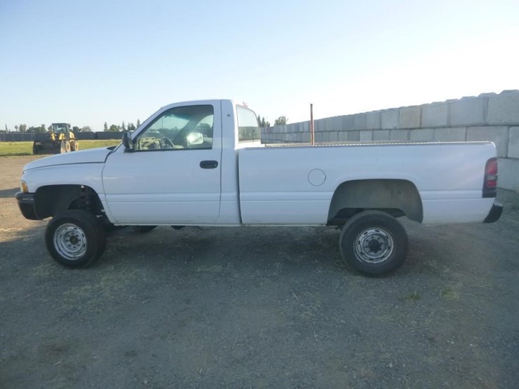 1996-dodge-ram-2500-image-6