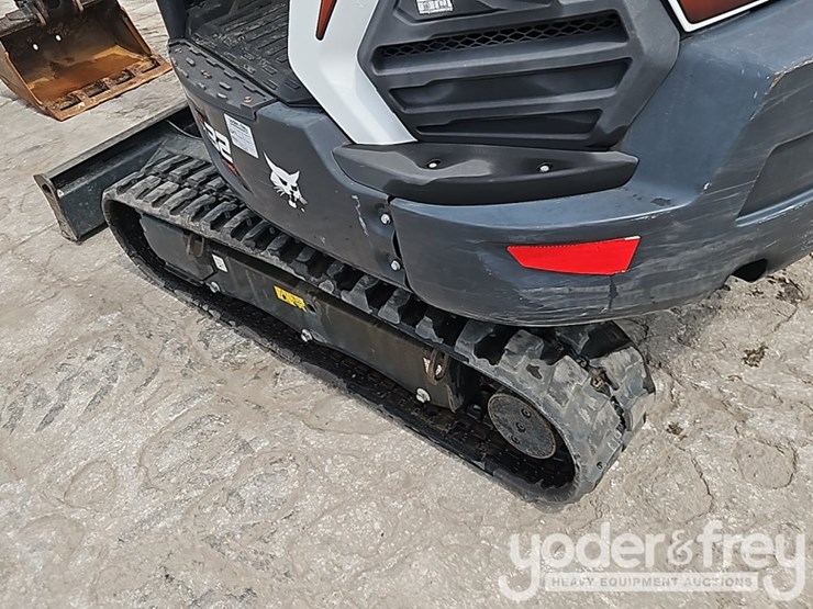 2022-bobcat-e32-image-29