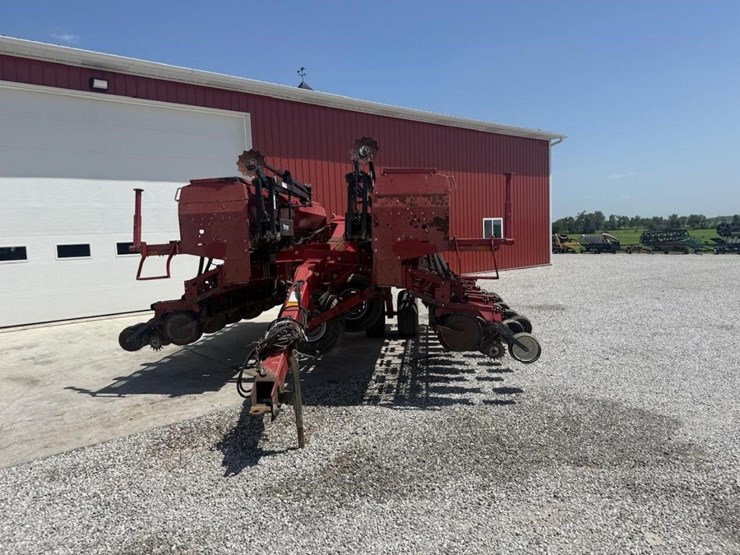 case-ih-5500-image-5