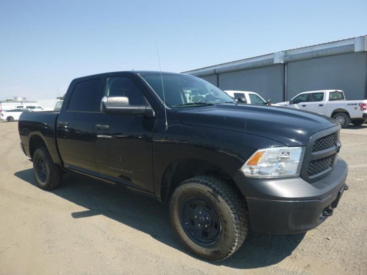 2014-dodge-1500-image-3