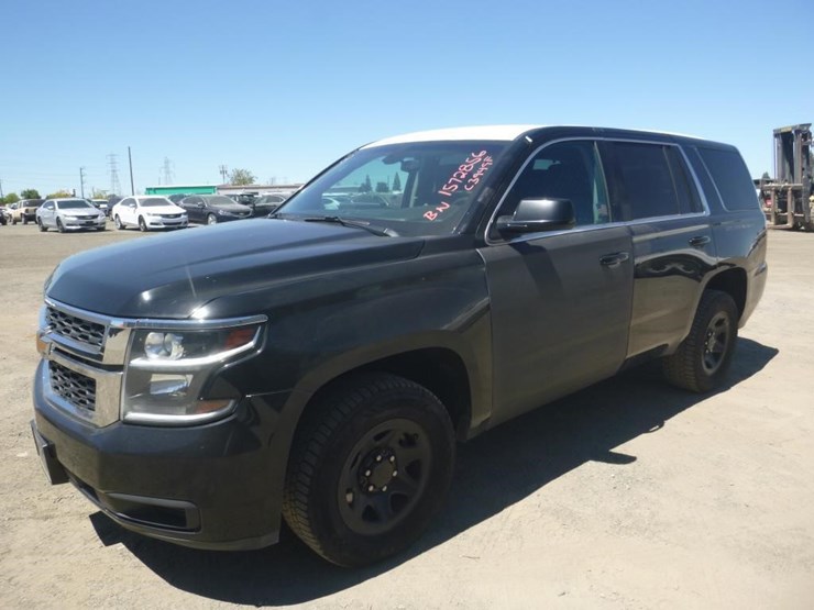2019-chevrolet-tahoe-image-1