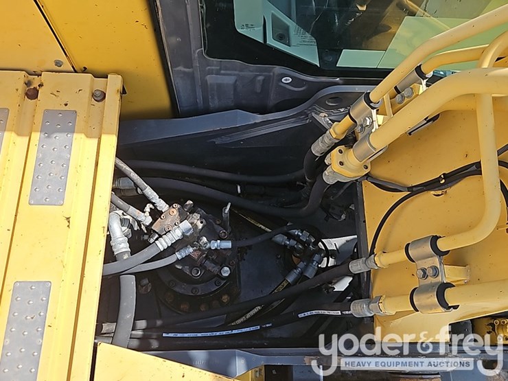 2017-kobelco-sk210-image-31