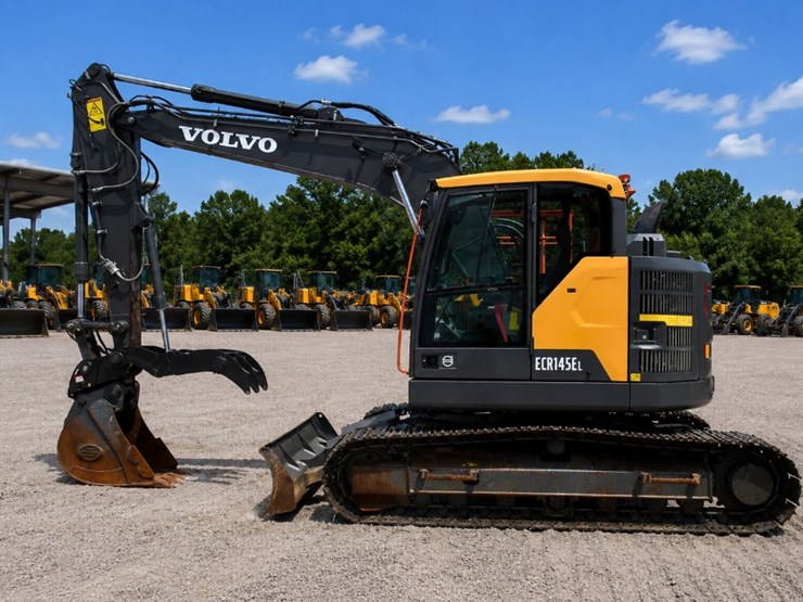 2021-volvo-ecr145el-image-1