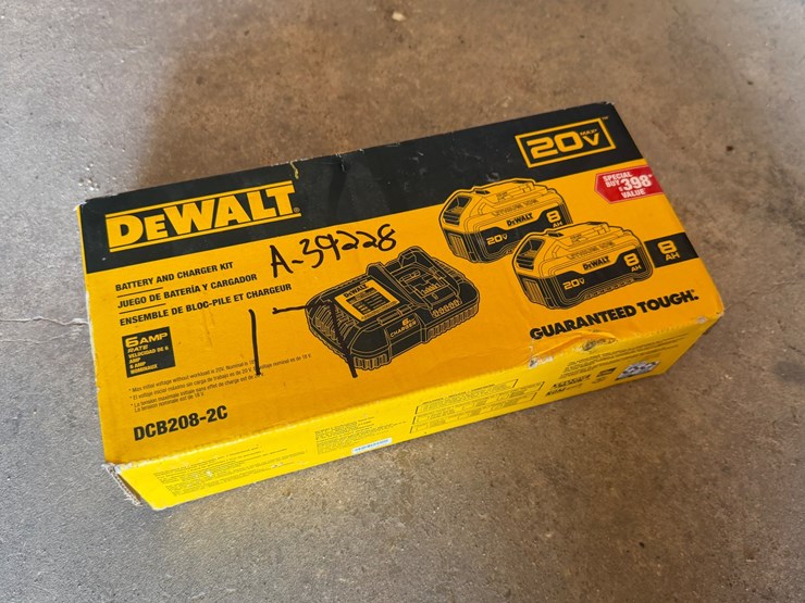 #17-•-dewalt-battery-and-charger-kit-image-2