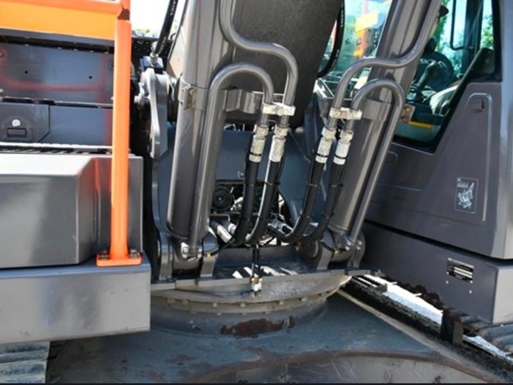 2022-volvo-ec250el-image-5