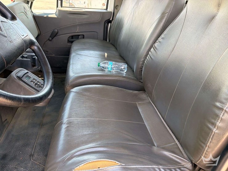 2019-international-durastar-4300-image-30