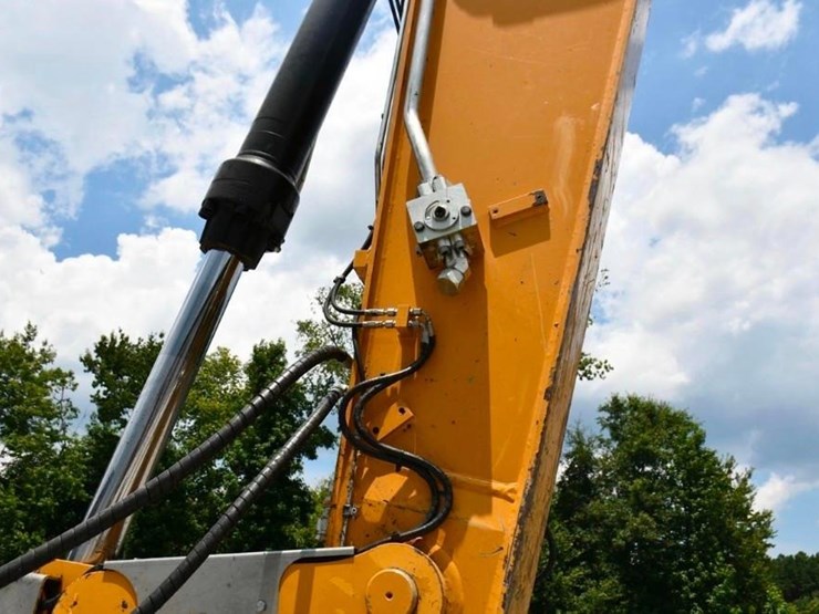 2019-caterpillar-m322f-image-5