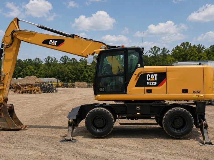 2019-caterpillar-m322f-image-2