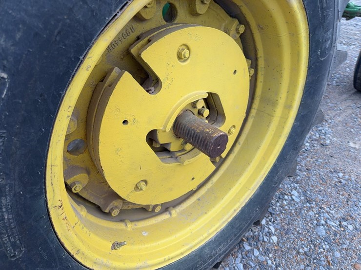 john-deere-4020-image-46