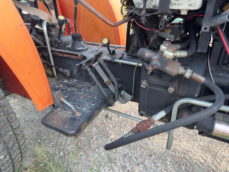 2004-tractor-king-200-image-25