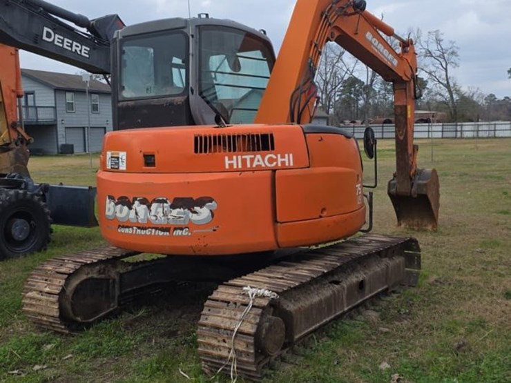 hitachi-zx75us-a-image-2