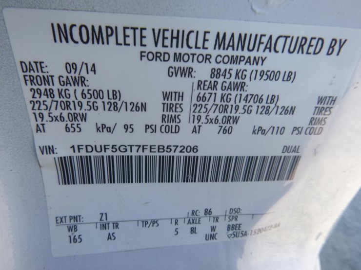 2015-ford-f550-image-18