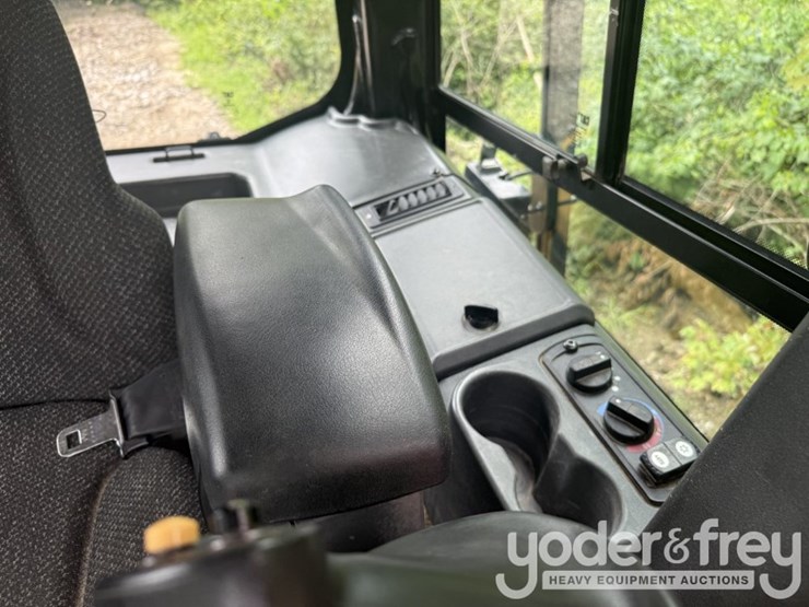 2019-caterpillar-d6k2-lgp-image-33