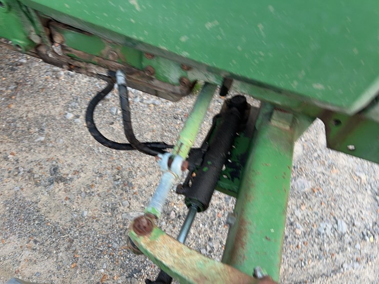john-deere-1070-image-24