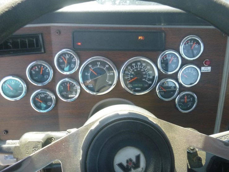 2019-western-star-4700sf-image-21
