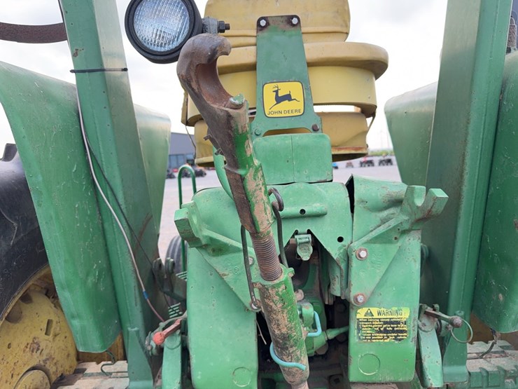 john-deere-4020-image-14