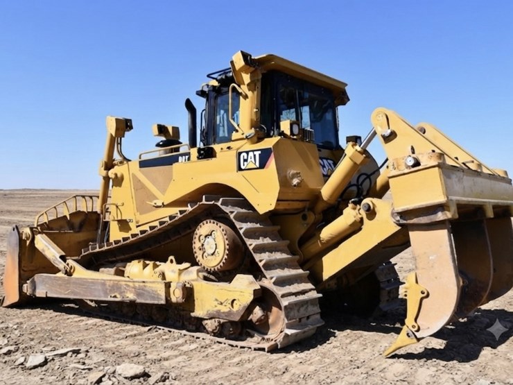 2019-caterpillar-d8t-image-2