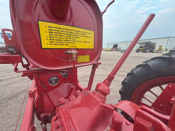 1938-farmall-f20-tractor-image-28