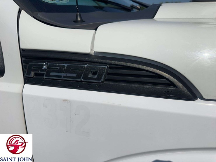 2016-ford-f250-xl-image-15