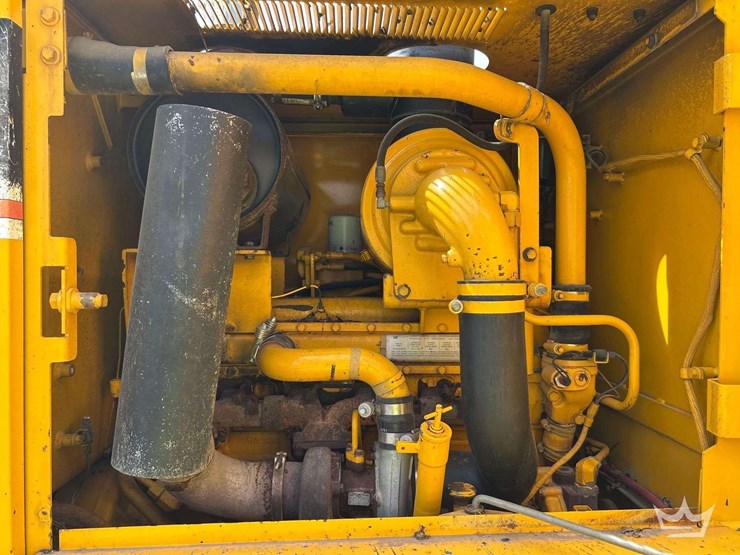 2002-caterpillar-120h-image-8