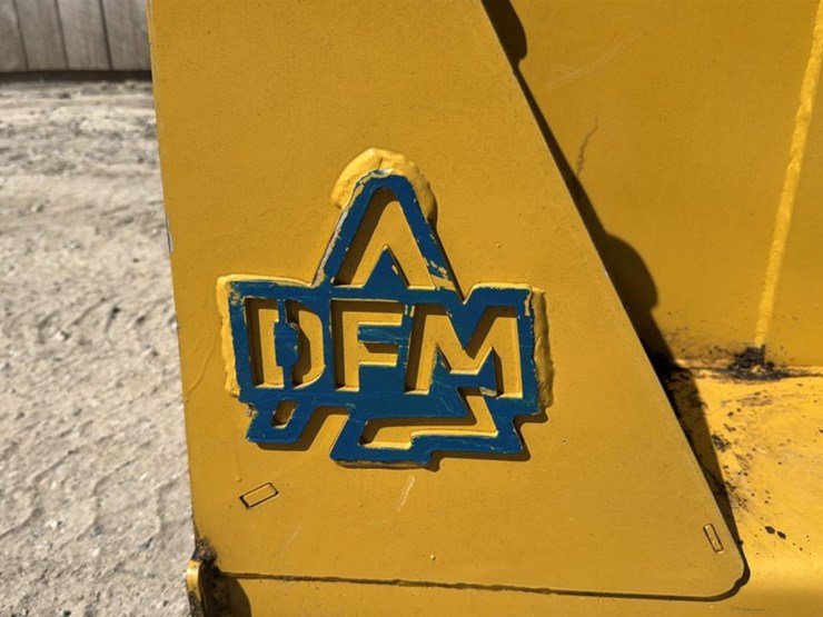 #102-•-2021-dfm-cfb-skid-steer-mount-feller-buncher-head-image-11