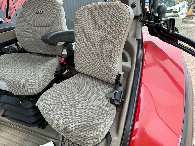case-ih-vestrum-100-image-22