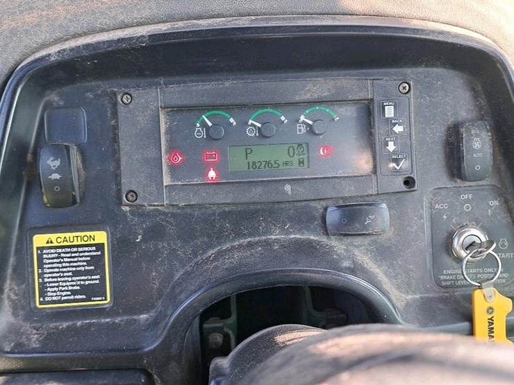 2008-deere-748h-image-16