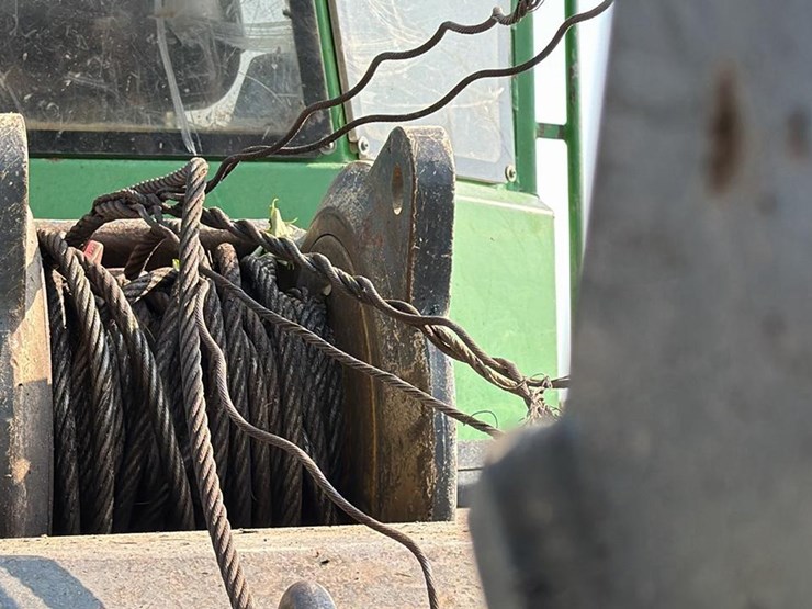 2015-deere-648l-image-20