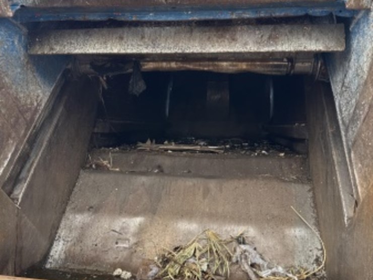 2018-mack-lr-rear-loading-trash-truck-image-42