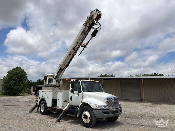 2008-international-durastar-4300-image-3