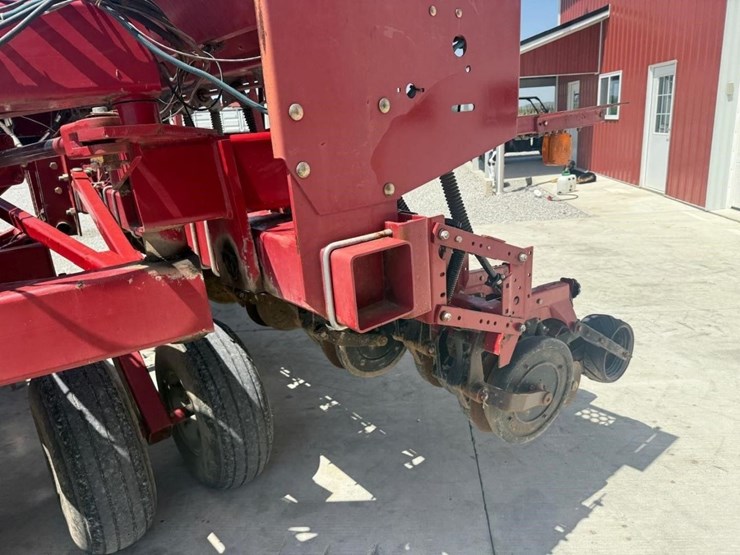 case-ih-5500-image-13