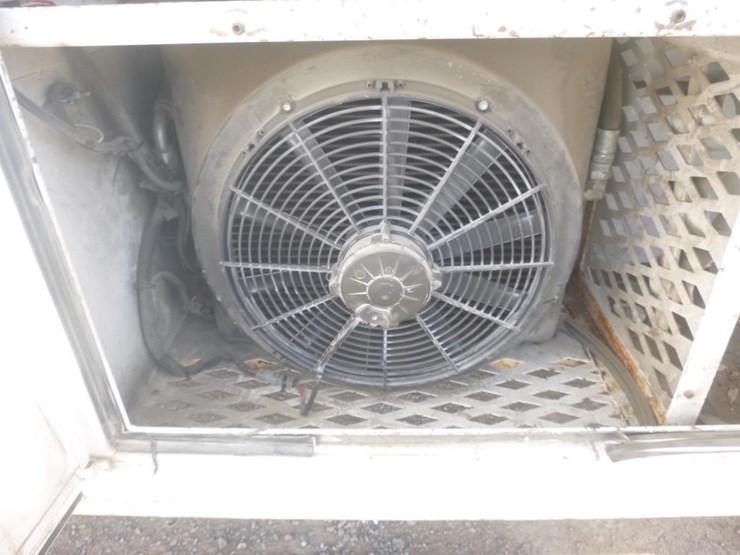 2011-ford-f550-image-10