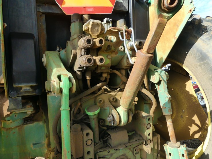 1997-john-deere-6400-image-6