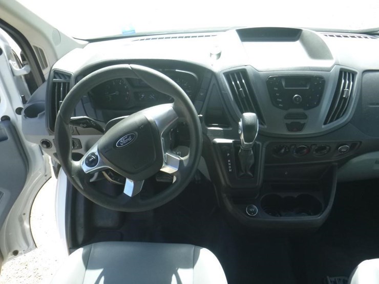 2017-ford-transit-image-9