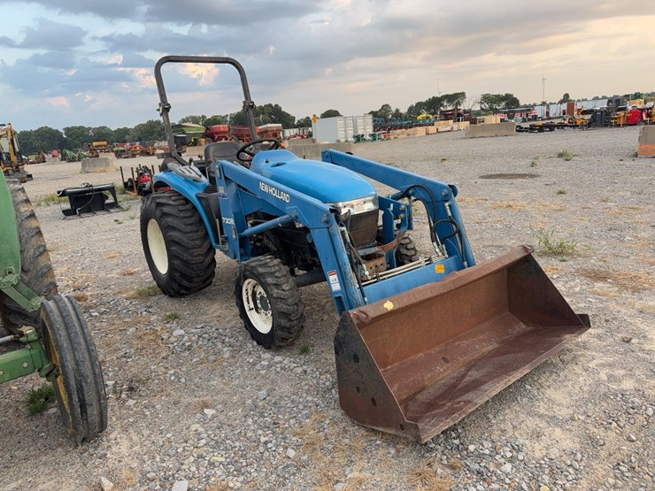 new-holland-7308-image-3