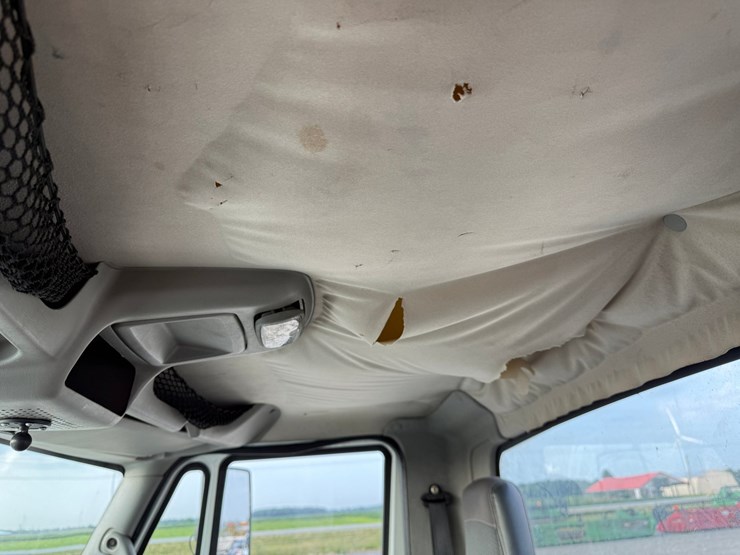 2008-international-durastar-4400-image-43