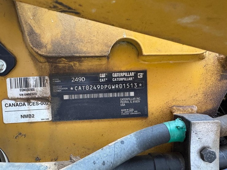 2017-caterpillar-249d-image-29